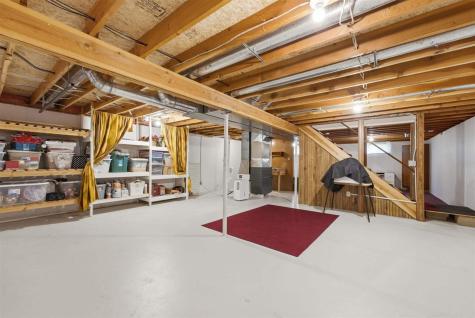 1406 N 2nd Avenue Washington IA 52353