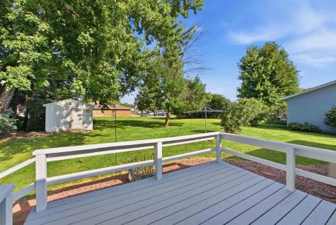 1406 N 2nd Avenue Washington IA 52353