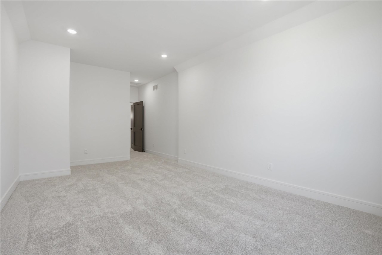 411 Macbride Trail Solon IA 52333