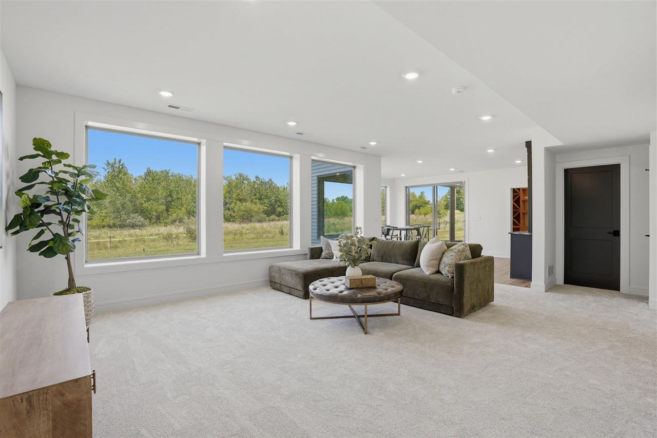 411 Macbride Trail Solon IA 52333