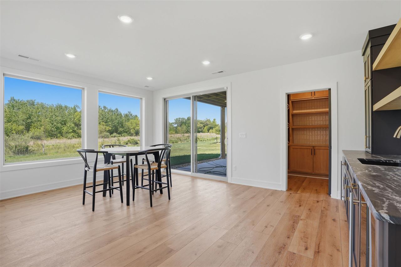 411 Macbride Trail Solon IA 52333