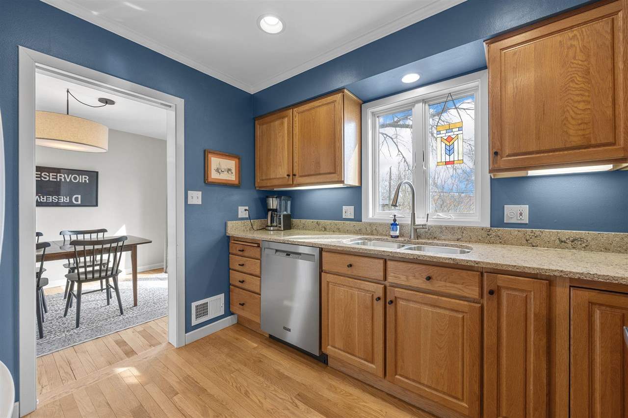 2723 E Court Street Iowa City IA 52245