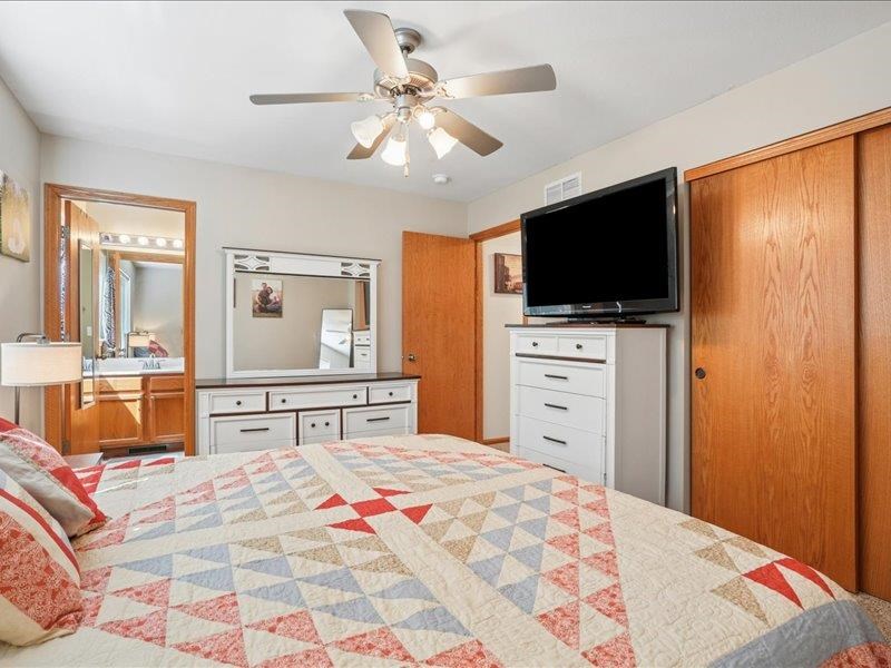 1348 Woolridge Drive Coralville IA 52241