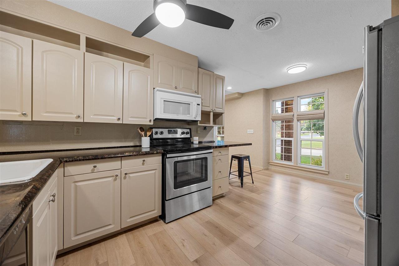 1108 E 3rd Street Anamosa IA 52205