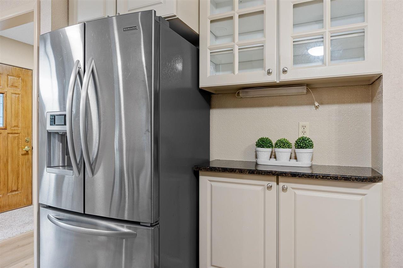 1108 E 3rd Street Anamosa IA 52205