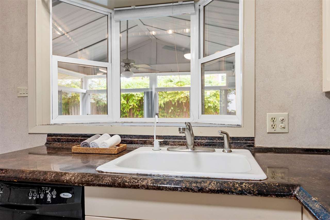 1108 E 3rd Street Anamosa IA 52205