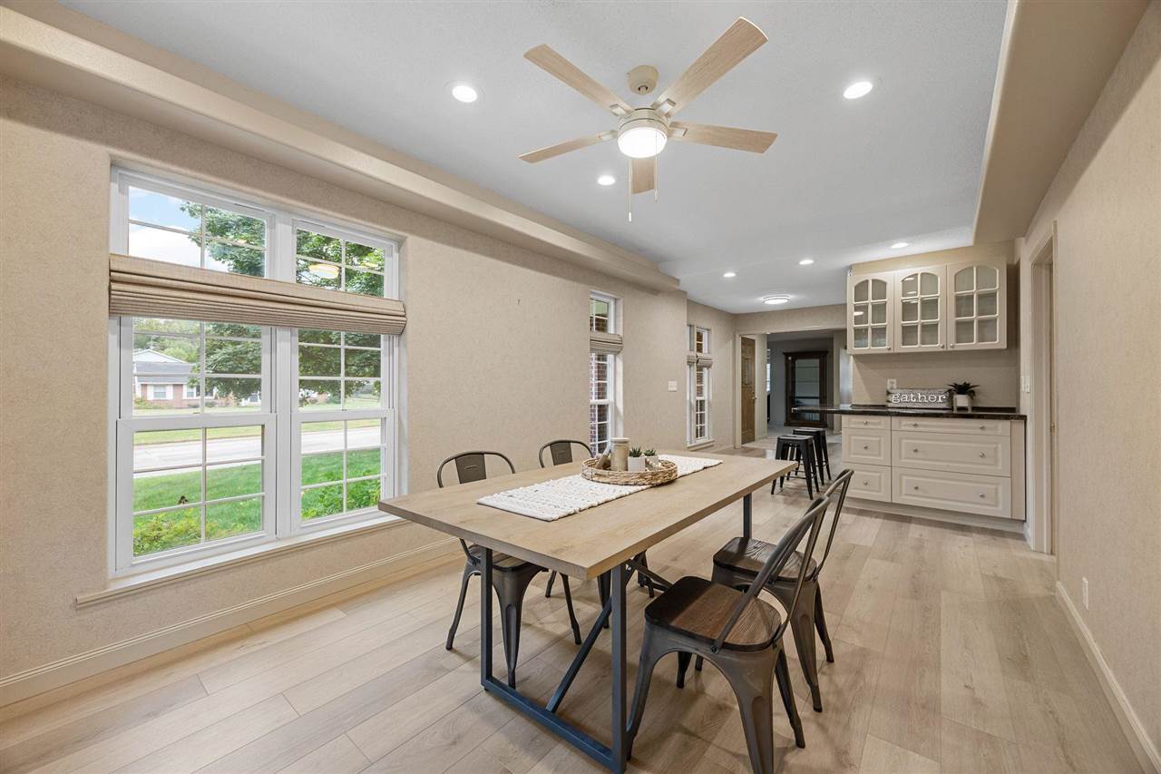 1108 E 3rd Street Anamosa IA 52205