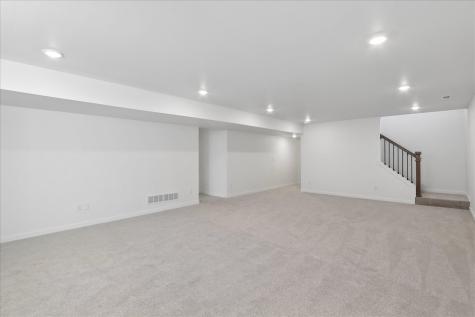1010 Linden Lane Ely IA 52227
