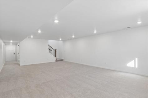 1010 Linden Lane Ely IA 52227