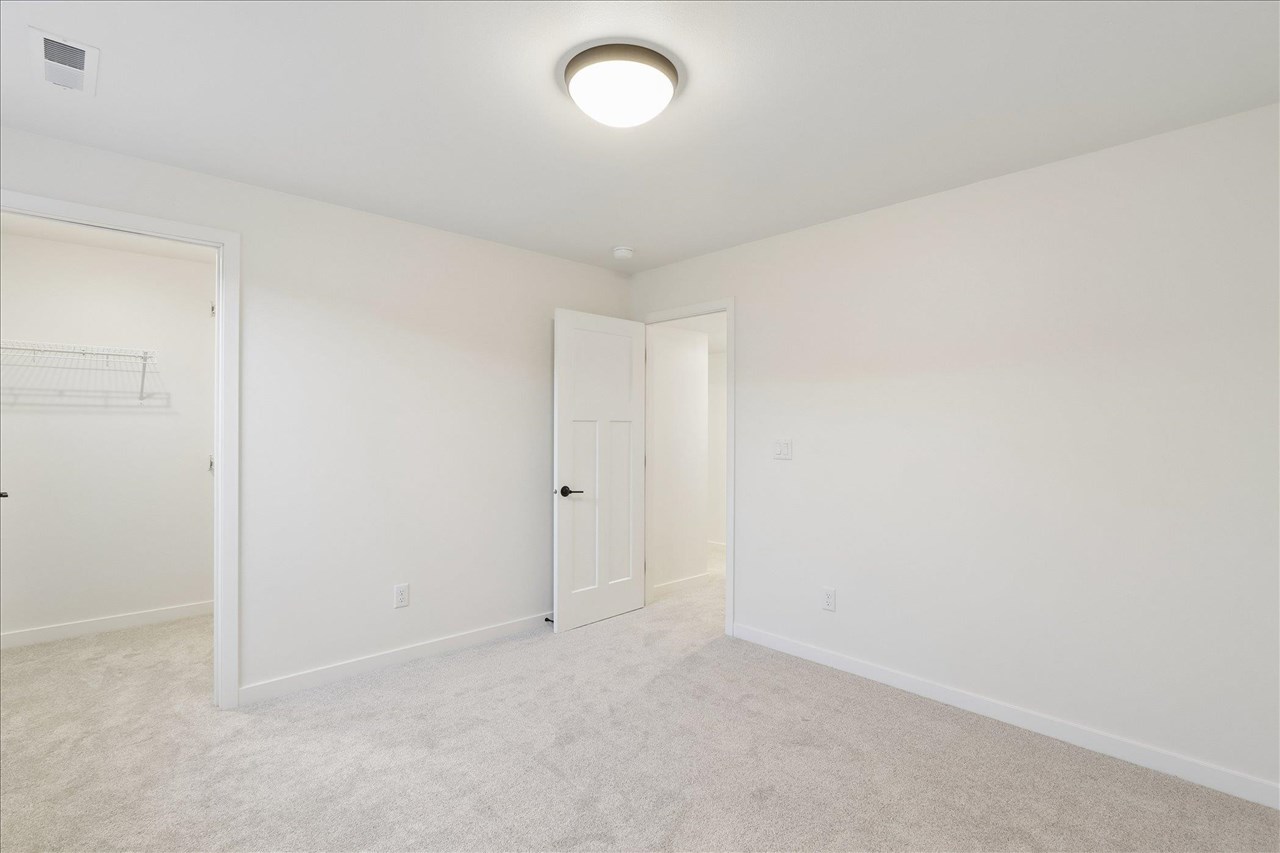 1010 Linden Lane Ely IA 52227