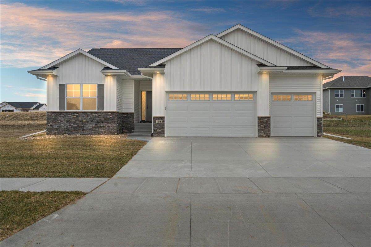 100 S Seven Oaks North Liberty IA 52317