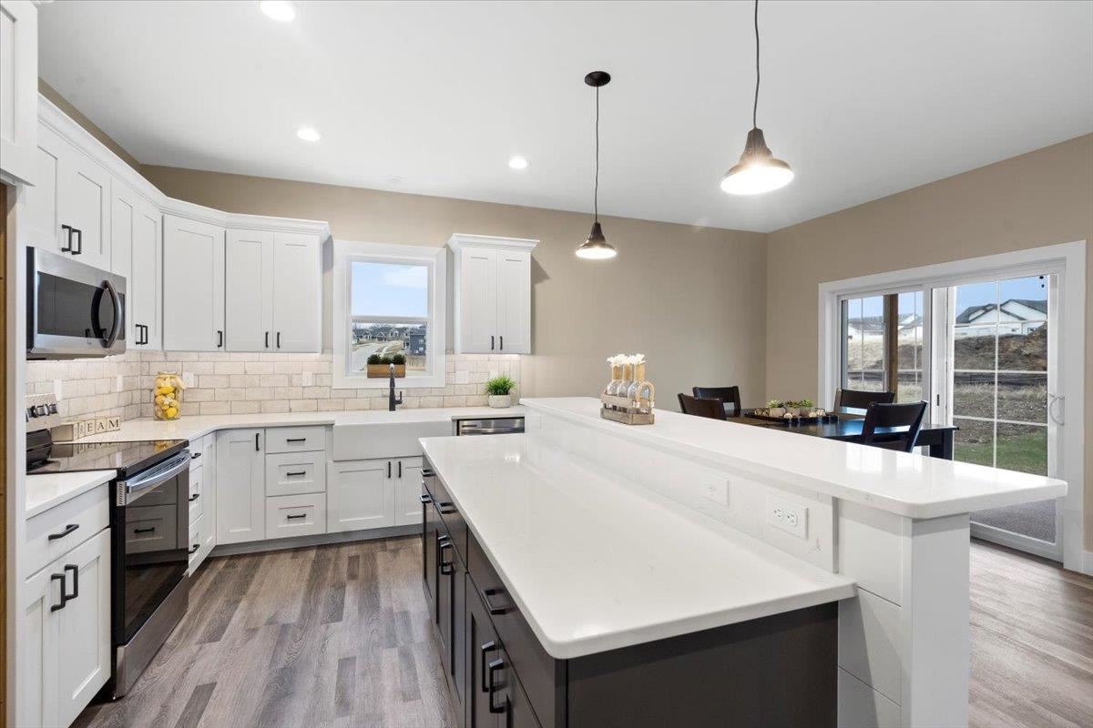 100 S Seven Oaks North Liberty IA 52317
