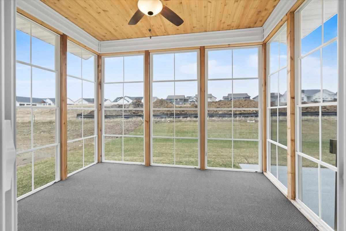 100 S Seven Oaks North Liberty IA 52317