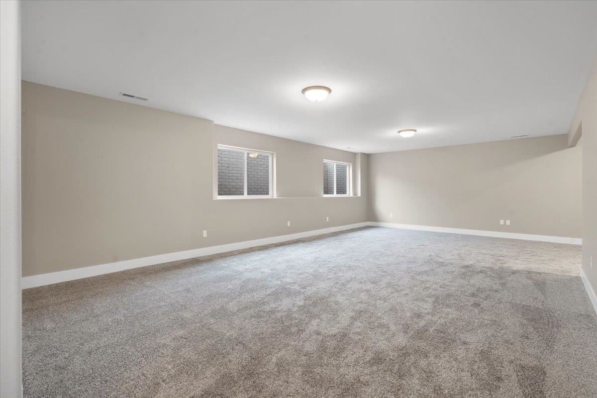 100 S Seven Oaks North Liberty IA 52317