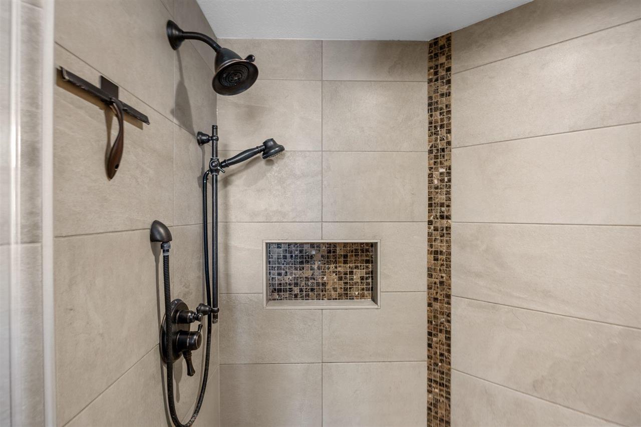 20 Cherry Lane NE Iowa City IA 52240
