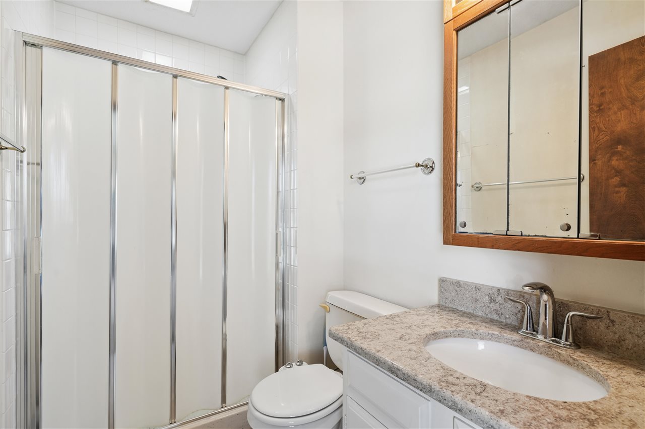 5201 Broadlawn Drive SE Cedar Rapids IA 52403