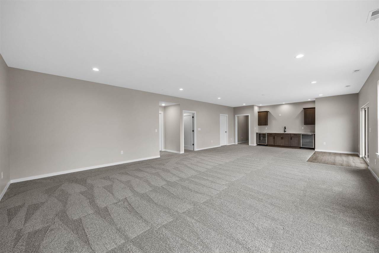 620 Rock Ridge Road Tiffin IA 52340
