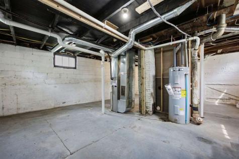 1311 K Avenue NE Cedar Rapids IA 52402