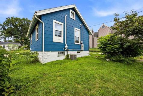 1311 K Avenue NE Cedar Rapids IA 52402
