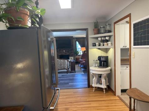 1818 NW B Avenue Cedar Rapids IA 52405