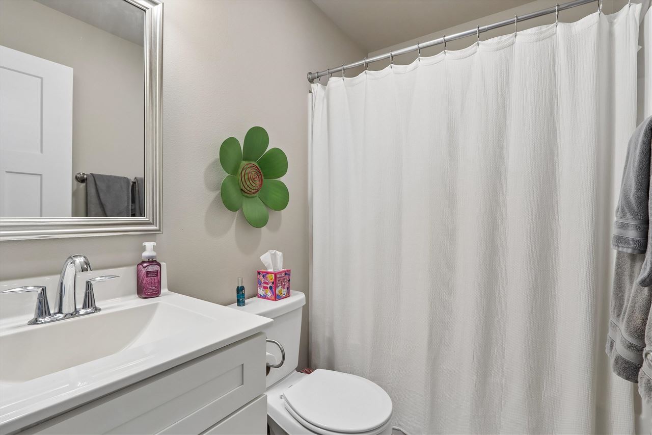 712 Creekside Drive Tiffin IA 52340