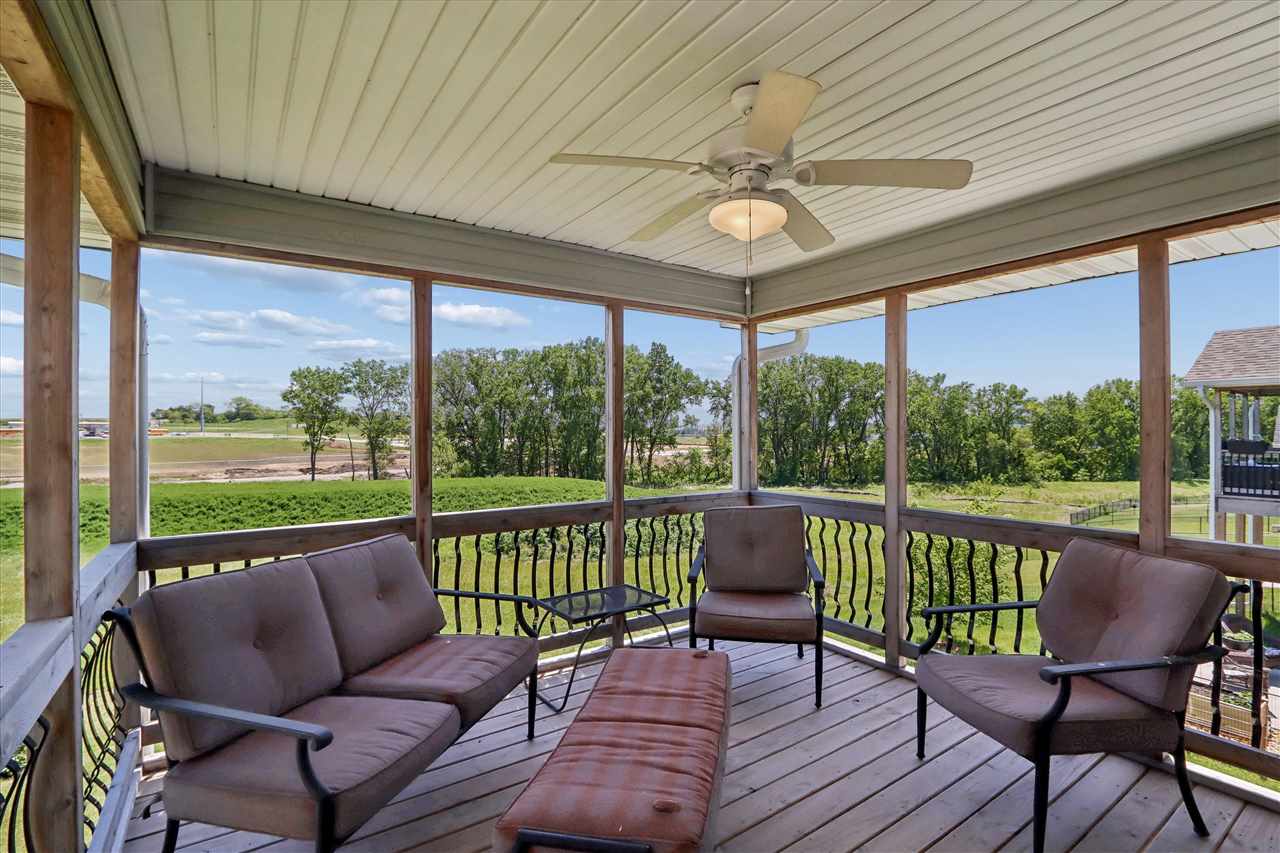 712 Creekside Drive Tiffin IA 52340
