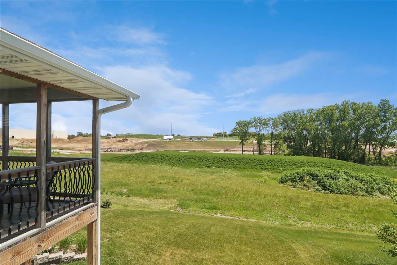 712 Creekside Drive Tiffin IA 52340