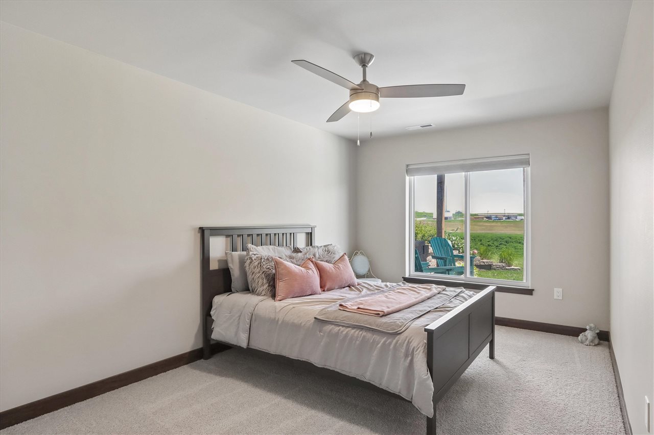 712 Creekside Drive Tiffin IA 52340