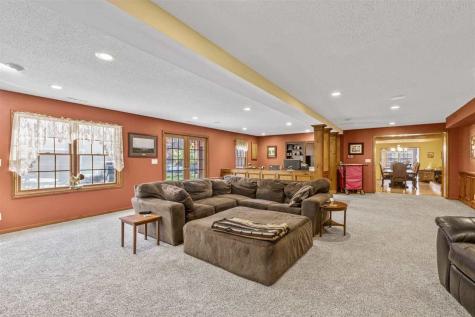 3098 Sandy Beach Road Solon IA 52333