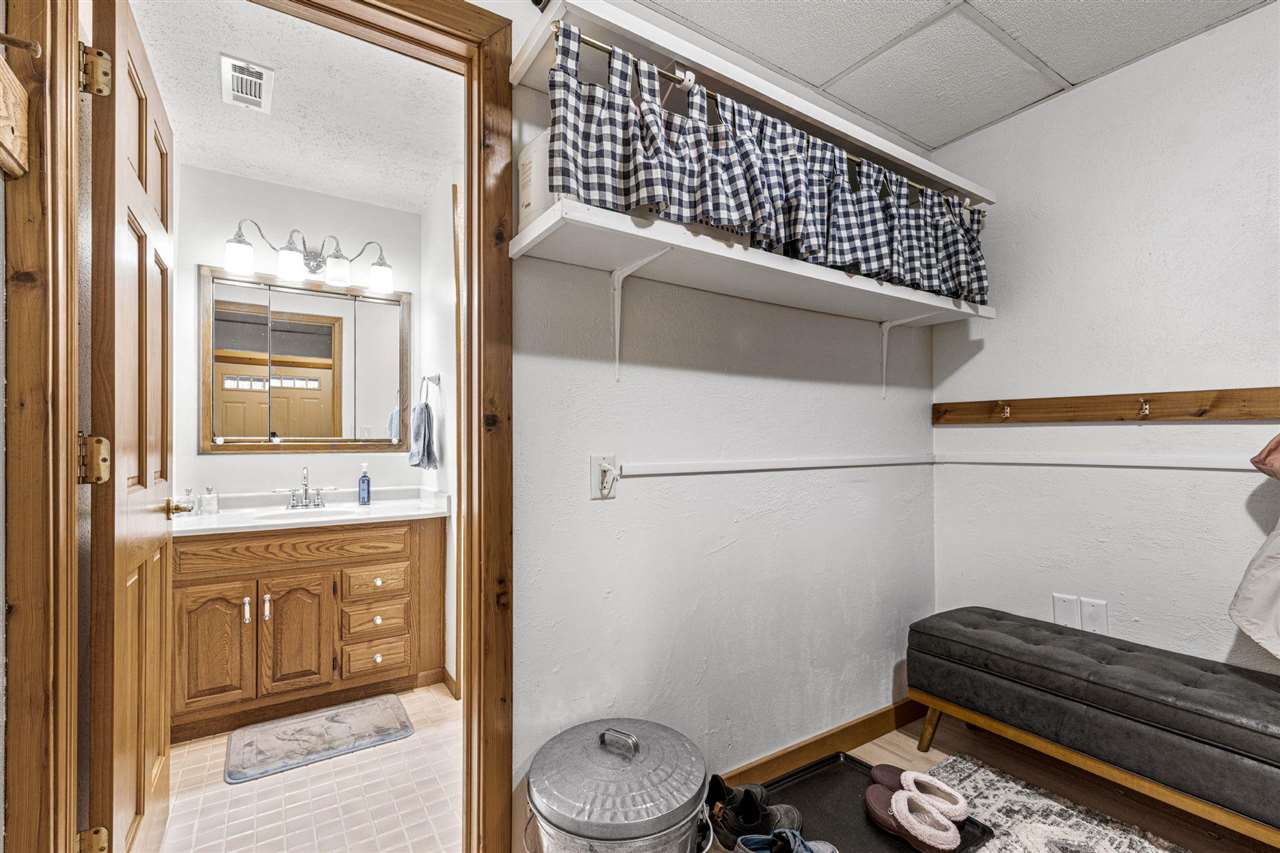 3098 Sandy Beach Road Solon IA 52333