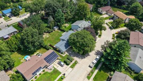 1046 Briar Drive Iowa City IA 52240