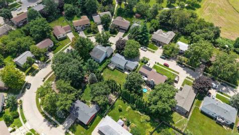 1046 Briar Drive Iowa City IA 52240