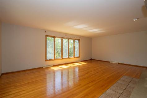 347 Koser Avenue Iowa City IA 52246