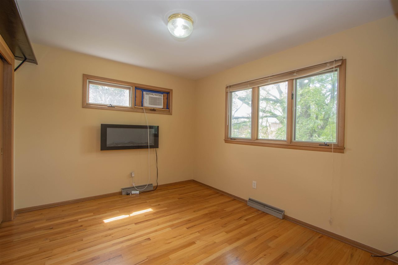 347 Koser Avenue Iowa City IA 52246
