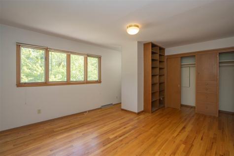 347 Koser Avenue Iowa City IA 52246