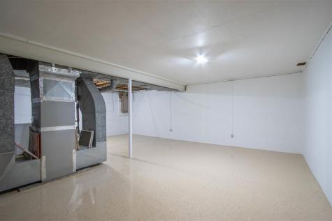 347 Koser Avenue Iowa City IA 52246