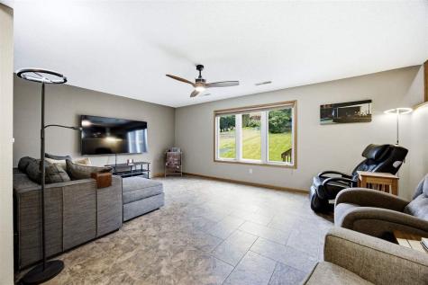 1773 Parkway Drive Iowa City IA 52241