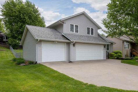 1773 Parkway Drive Iowa City IA 52241