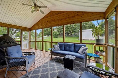 1773 Parkway Drive Iowa City IA 52241