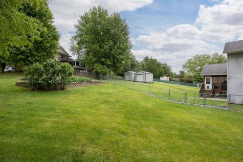 1773 Parkway Drive Iowa City IA 52241