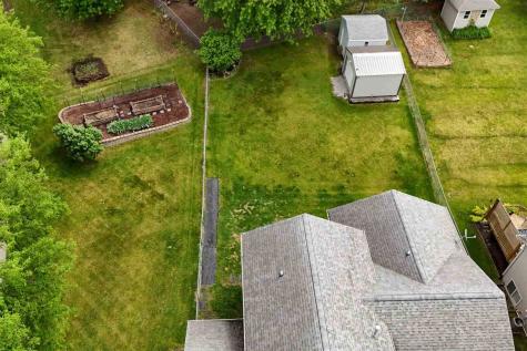 1773 Parkway Drive Iowa City IA 52241