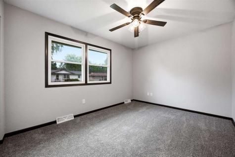 1917 California Avenue Iowa City IA 52240
