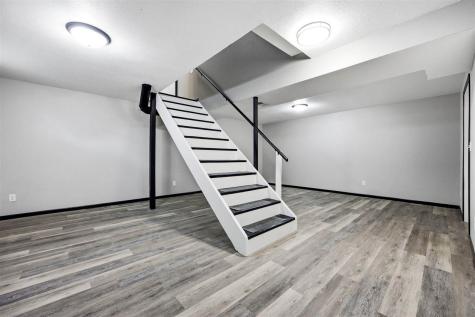 1917 California Avenue Iowa City IA 52240