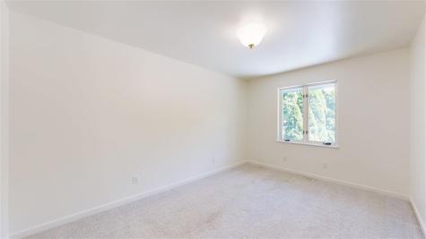 419 Elmira Street Iowa City IA 52245
