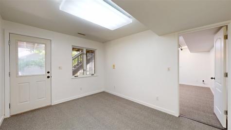 419 Elmira Street Iowa City IA 52245