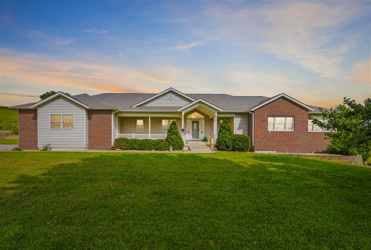 1268 Falcon Avenue NW Swisher IA 52338