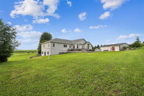 1268 Falcon Avenue NW Swisher IA 52338