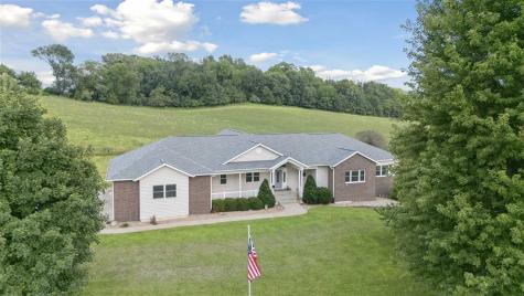 1268 Falcon Avenue NW Swisher IA 52338