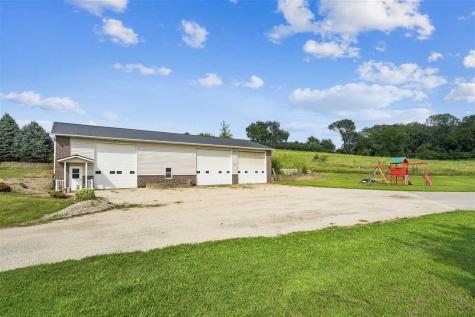 1268 Falcon Avenue NW Swisher IA 52338