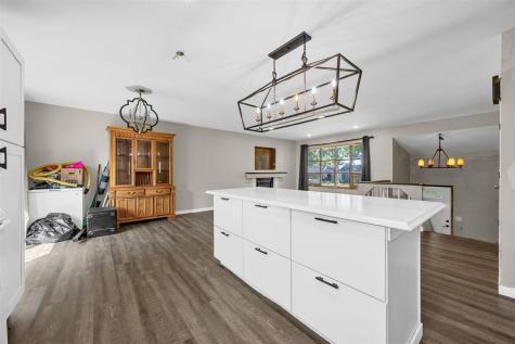 207 Washington Street Hills IA 52235